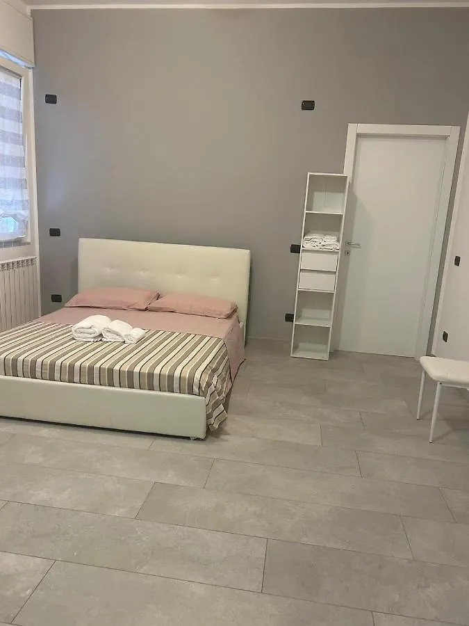 Appartement Caprotti 6 à Magenta 0*,